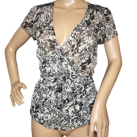 Semantiks silk wrap blouse - Picture 5 of 15